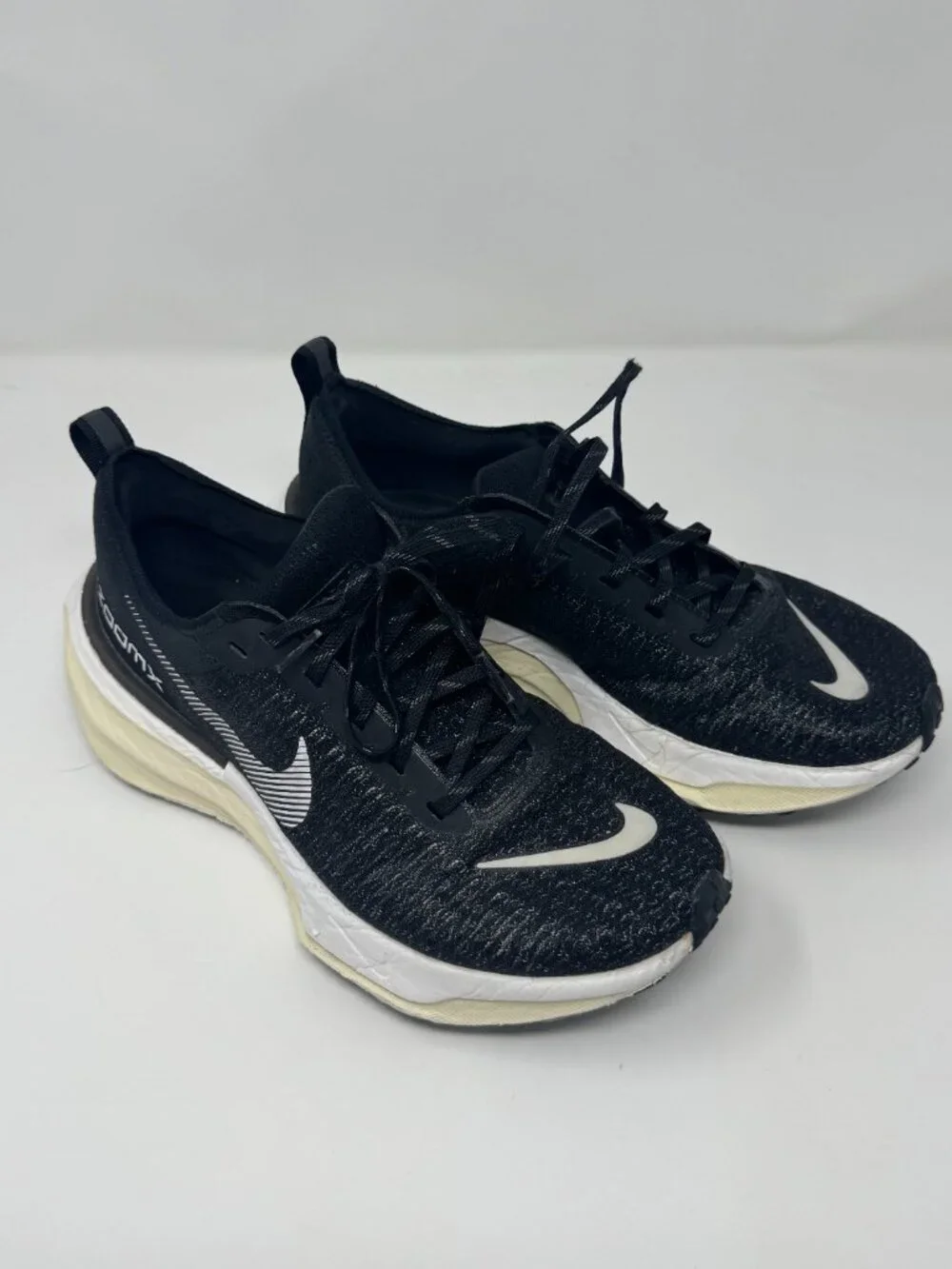 Nike ZoomX Invincible Run 3 Flyknit Black White Running Shoes Men's Size 9.5 DR2
